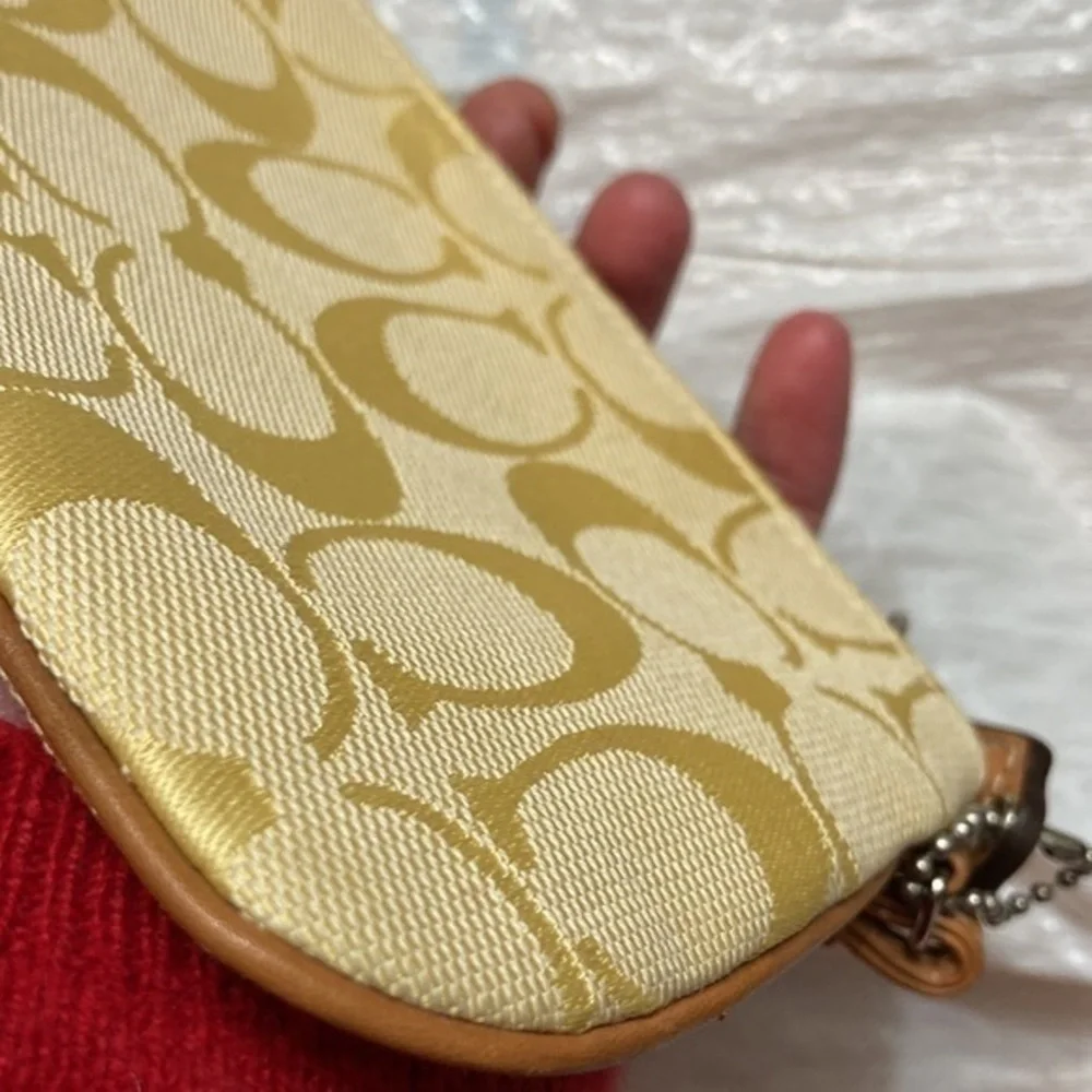Coach vintage y2k yellow signature c wristlet bag